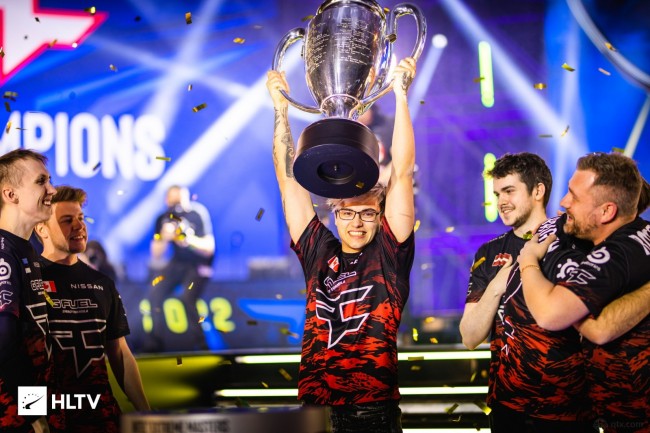 CSGO比分：ESL One科隆，Navi竟然0：2被coL打进败者组