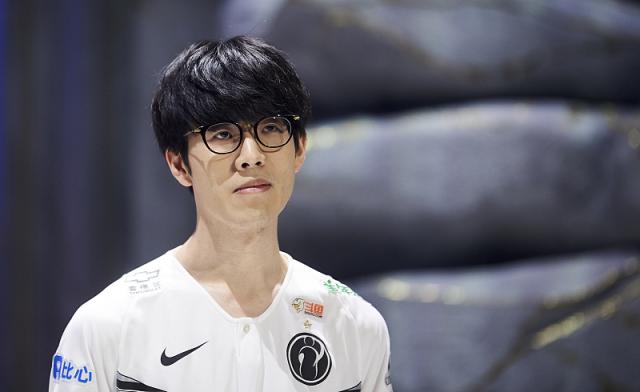 上海Major开幕阶段： FURIA Esports 克服内心的恐惧，以2-1战胜 BIG 晋级传奇组。