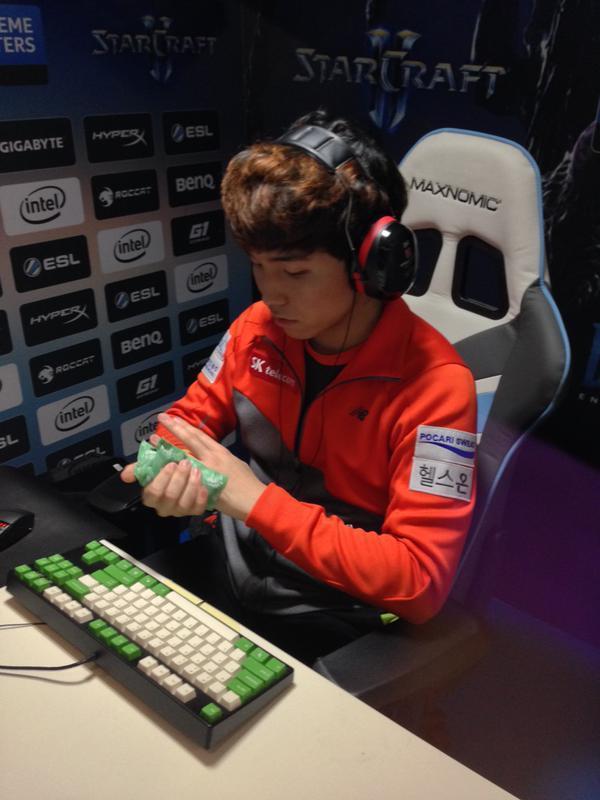 LOL中国服务器将于7号进行不停机更新：线路变更检测时间缩短；Zoe的bug已修复