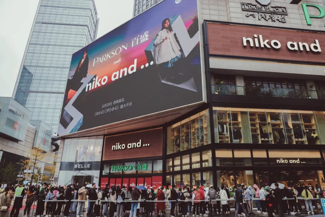 【数据前瞻】 LNG Esports vs Oh My God 双方下路能否为团队兜住底